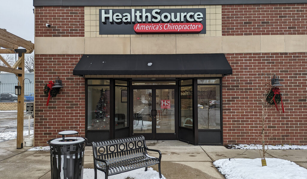 Front entrance at HealthSource of Erie
